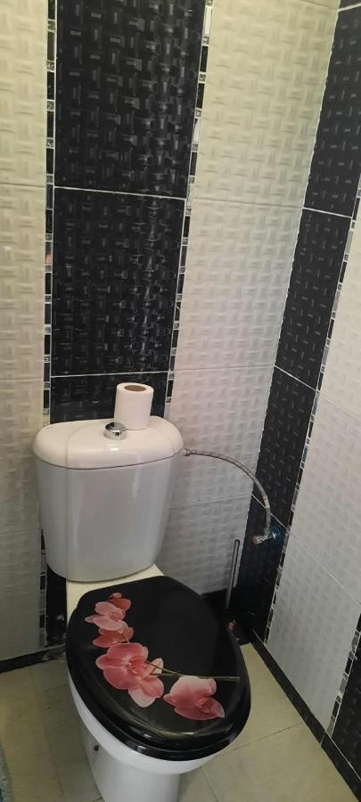 Apparemment De Luxe Apartment