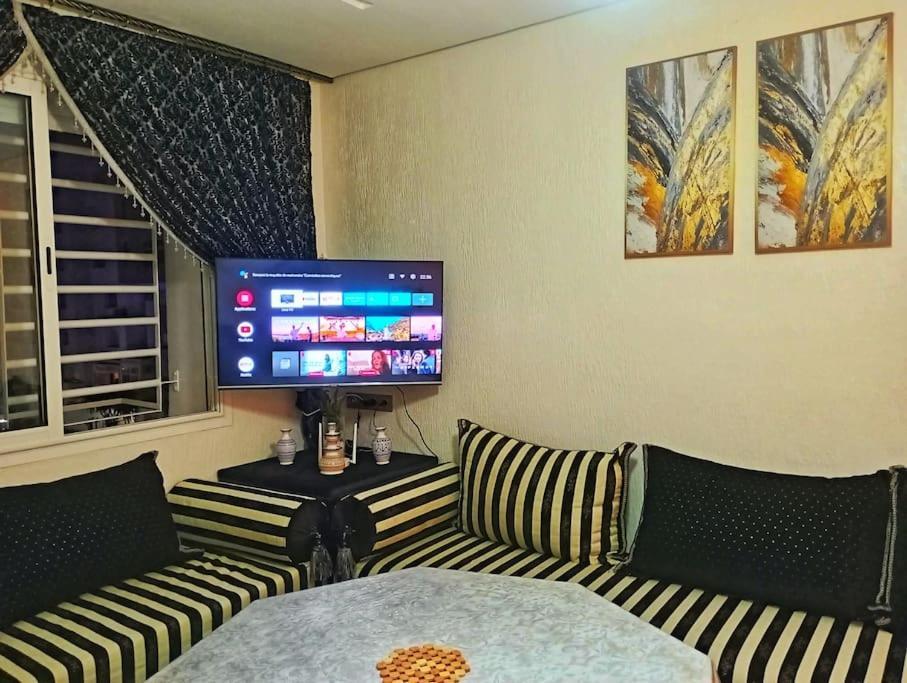 Superbe With Swimming Pool And Wifi Apartment