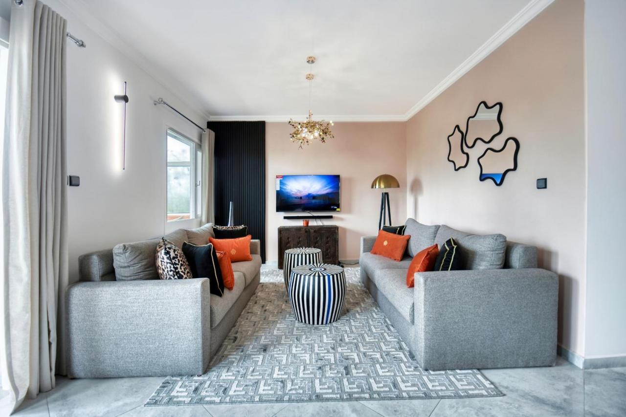Signature Luxe For 4 Or 6 Px Apartment
