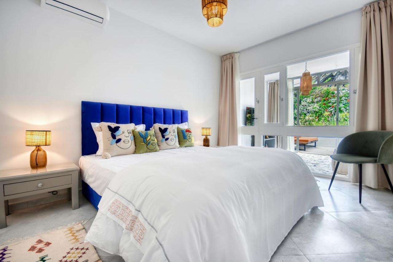 Signature Luxe For 4 Or 6 Px Apartment *