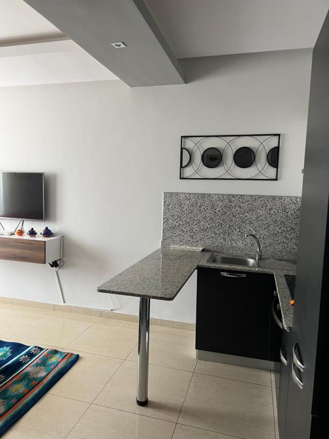 Jolie Avec Piscine Apartment