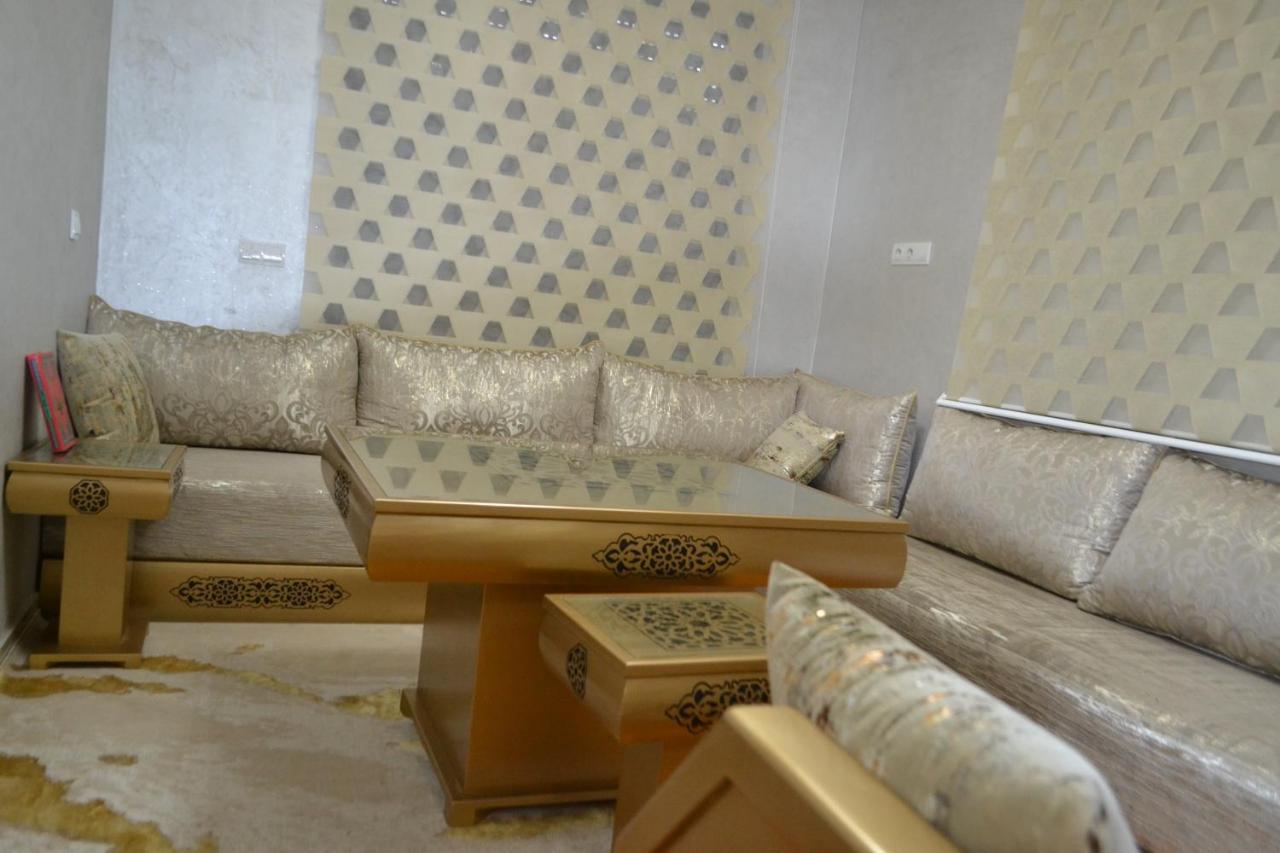 Tres Bien Meuble - Securisee Apartment *