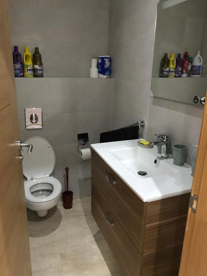 Bay 2 Apartment *