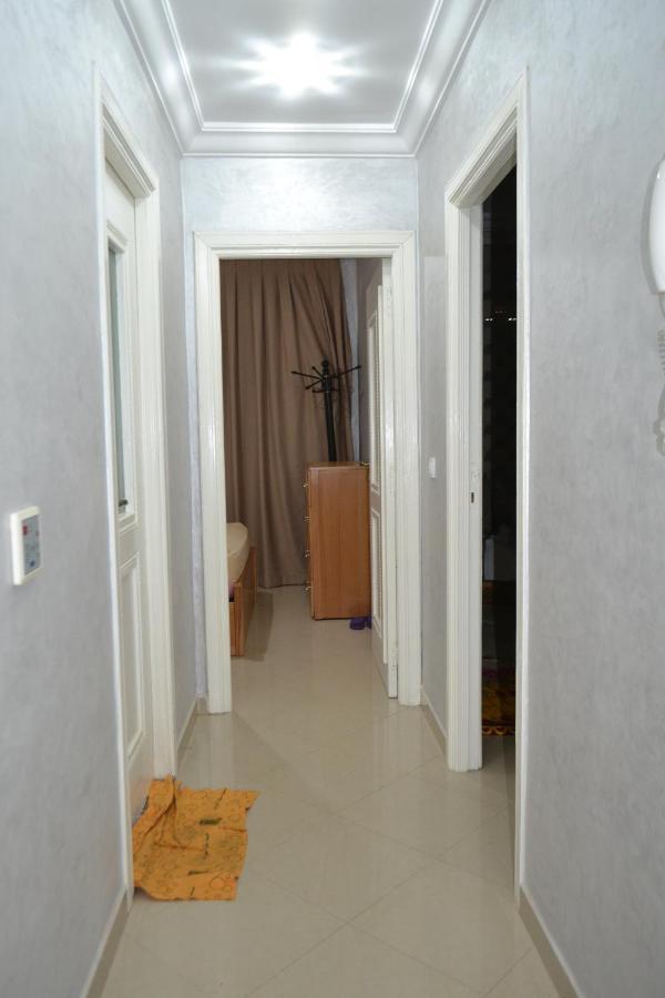 Tres Bien Meuble - Securisee Apartment