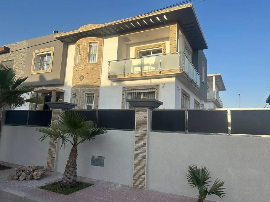 Villa Parfum D'agadir - Piscine Privee - Spacieuse Et Concfortable - Parking - Vue - Ambiance Familliale *