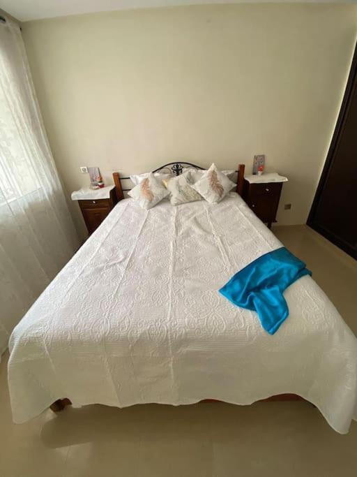 Spacious Peaceful Sunset View 2bedroom 2bath *