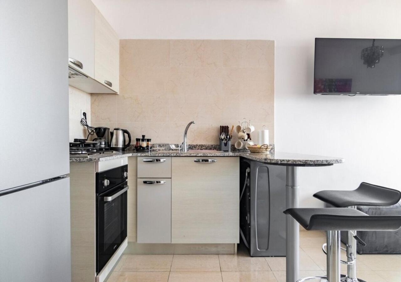 Appartement Splendide Avec Piscine A *