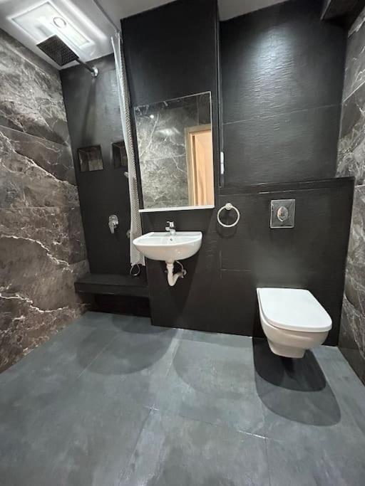 Luxueux Anza Apartment