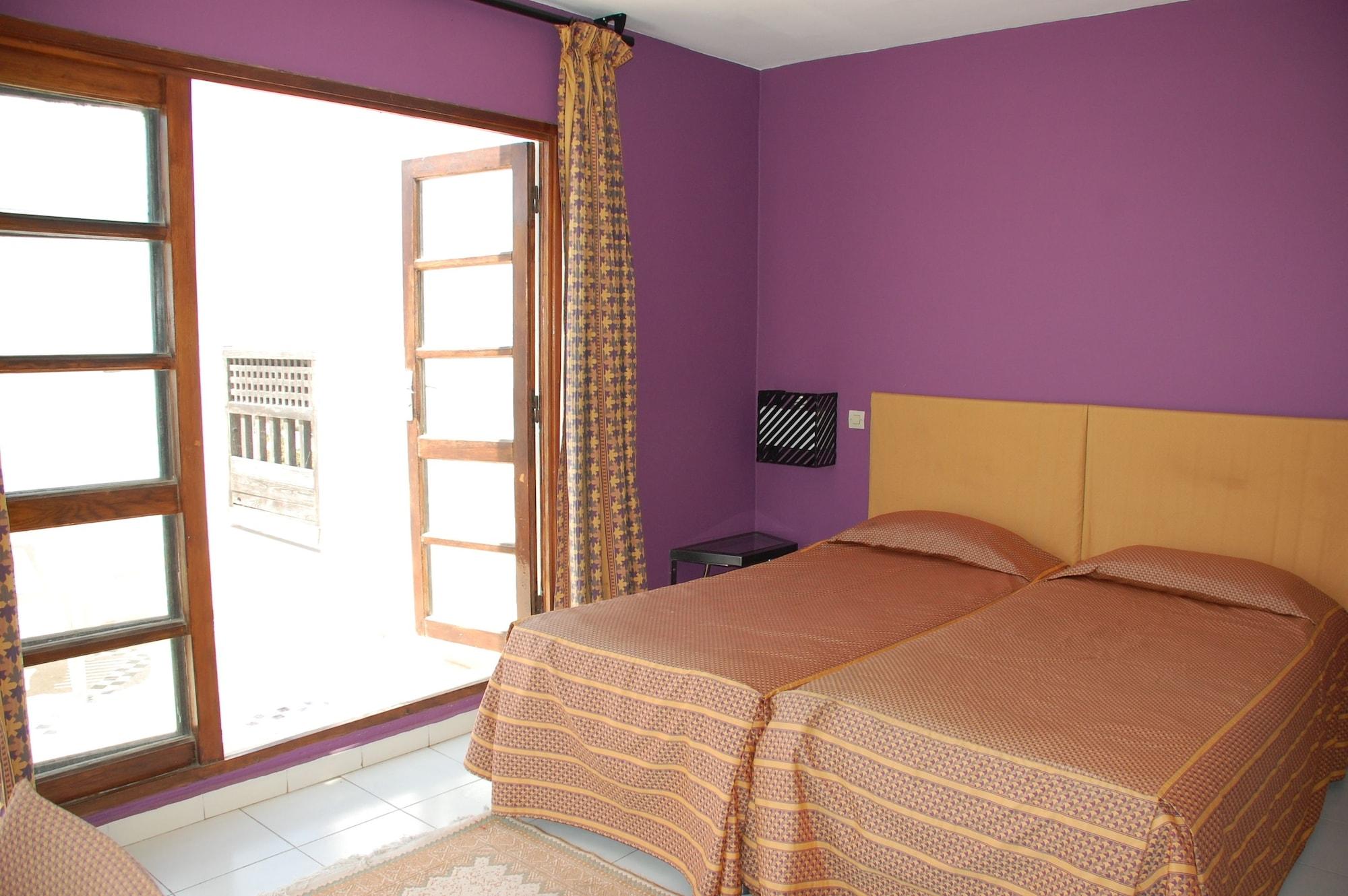 El Pueblo Tamlelt Hotel 3*