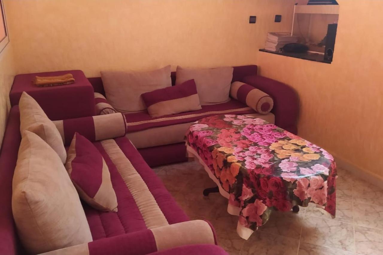 Entier : En Apartment *