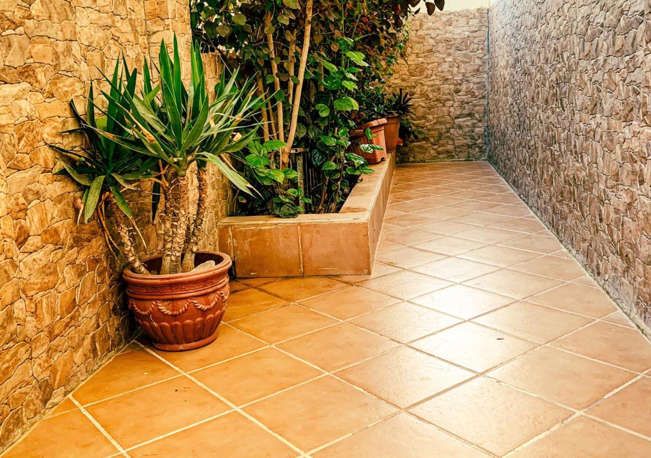 Apartment Cozy Moroccan Escape Near Stunning Beach! *