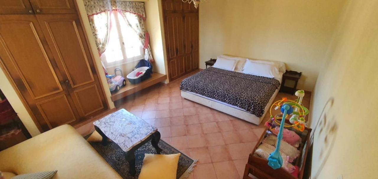 Lara House 2 *