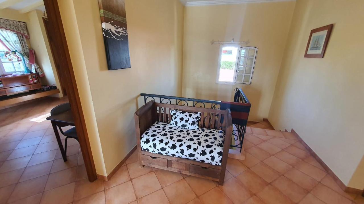 Lara House 2 Guest house