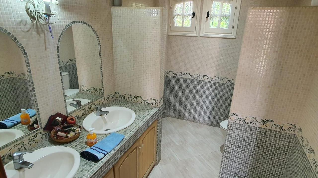 Lara House 2 Guest house *