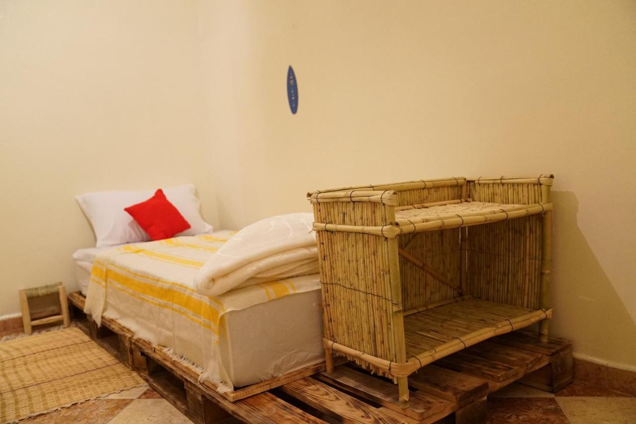 Hostel Bayti Surf *