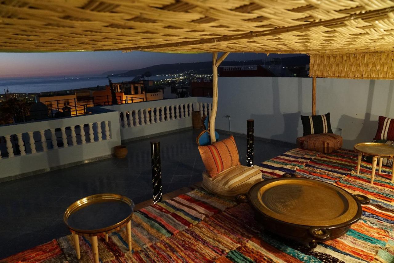 Hostel Bayti Surf
