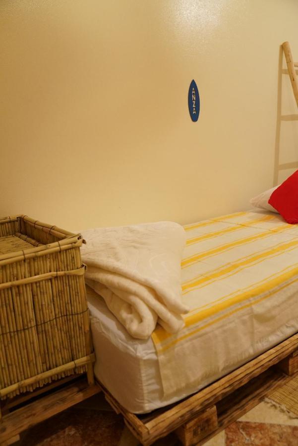 Bayti Surf Hostel *