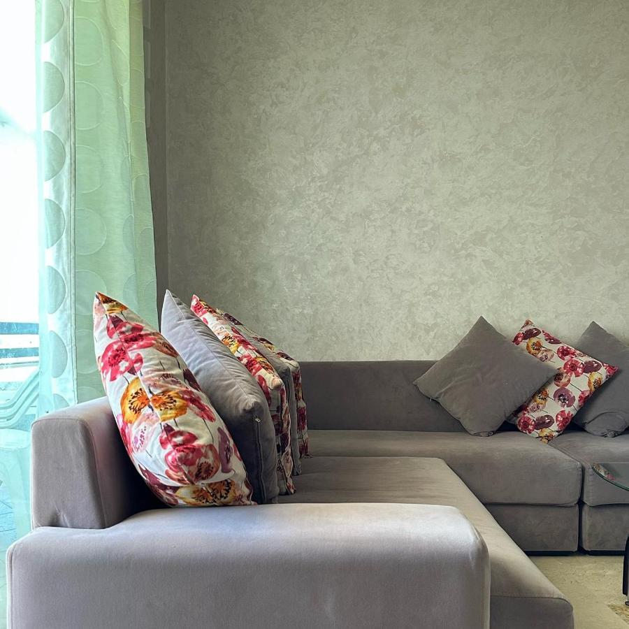 Apartment In Marina