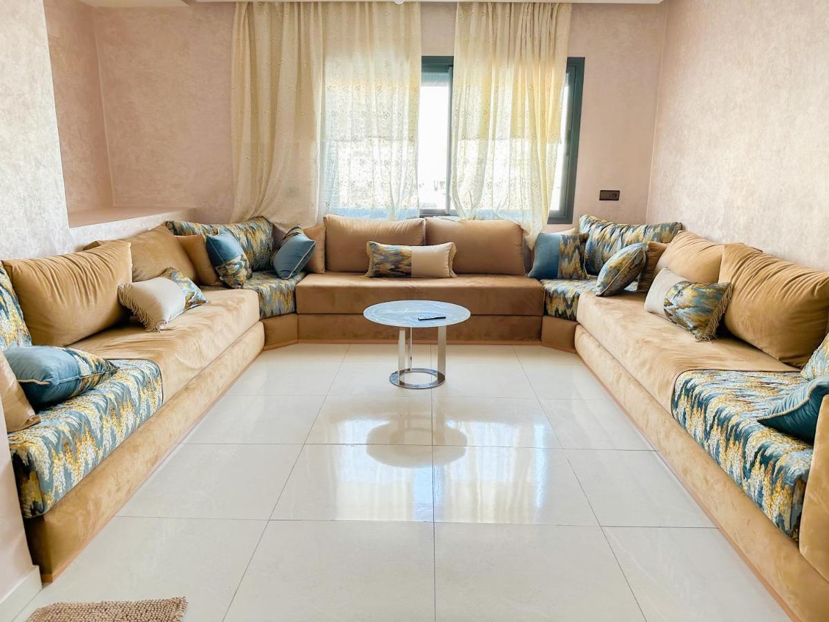 La Mer, Le Surf , Le Soleil Apartment *