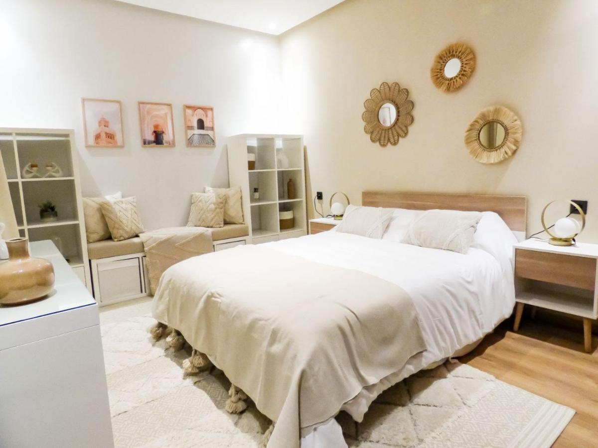 Luxurious Sea-view 2br