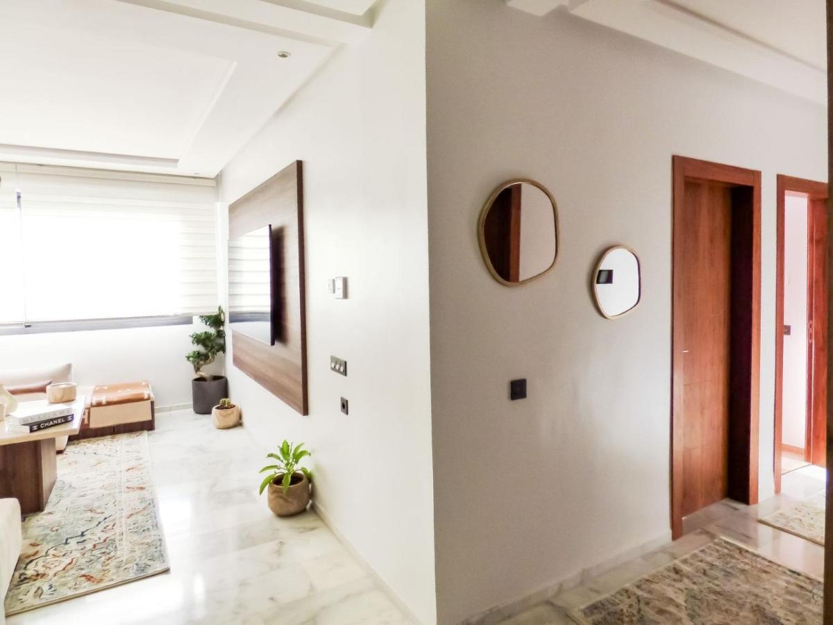 Luxurious Sea-view 2br Apartment *