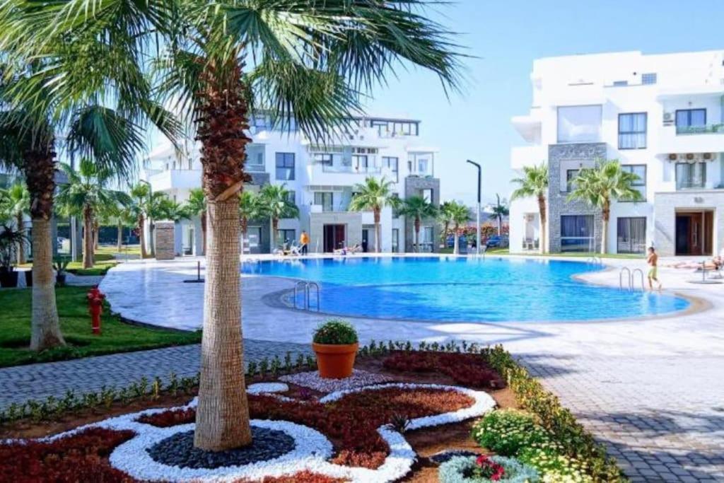 De Luxe ,piscine,parking,terrasse Apartment Agadir