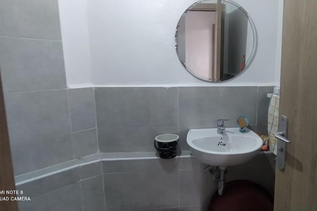 Vue Anza *