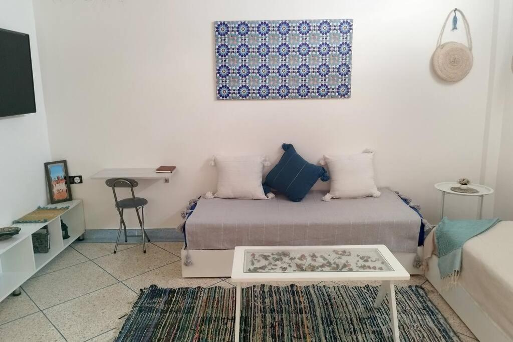 Tambarkiyt House - Aourir Apartment *