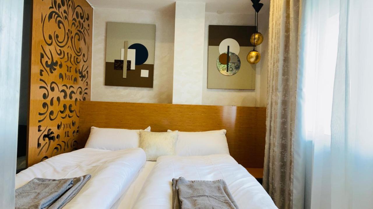 Apartment Avec Piscine *