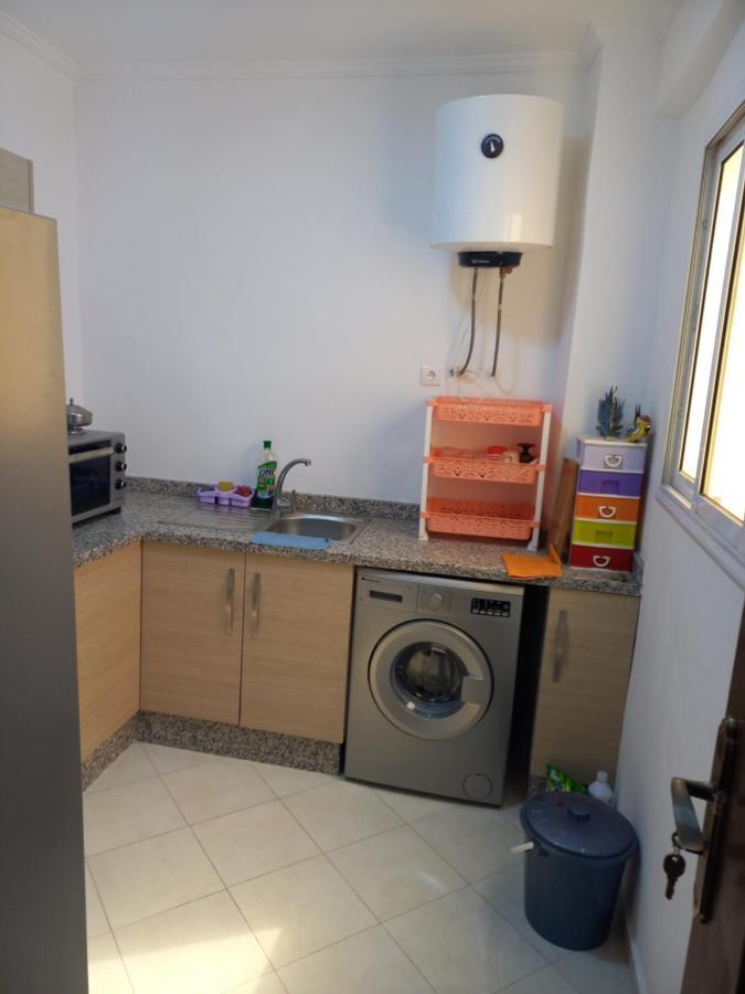 Apartment Dari C18 *