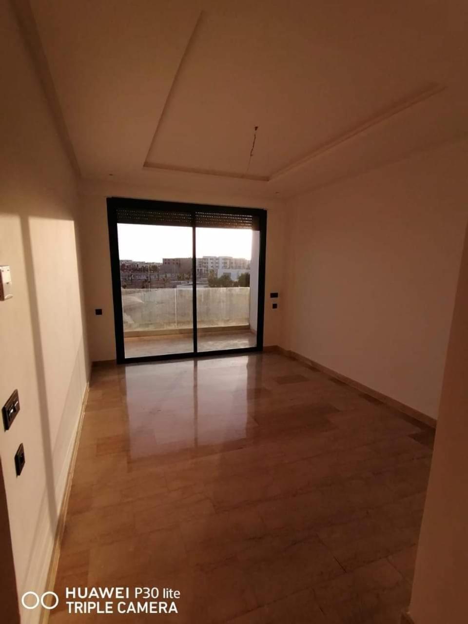 Apartment In Bay *