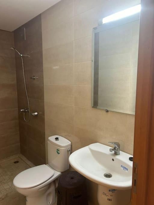 Tres Lumineux Et Tres Propre Spacieux Apartment *