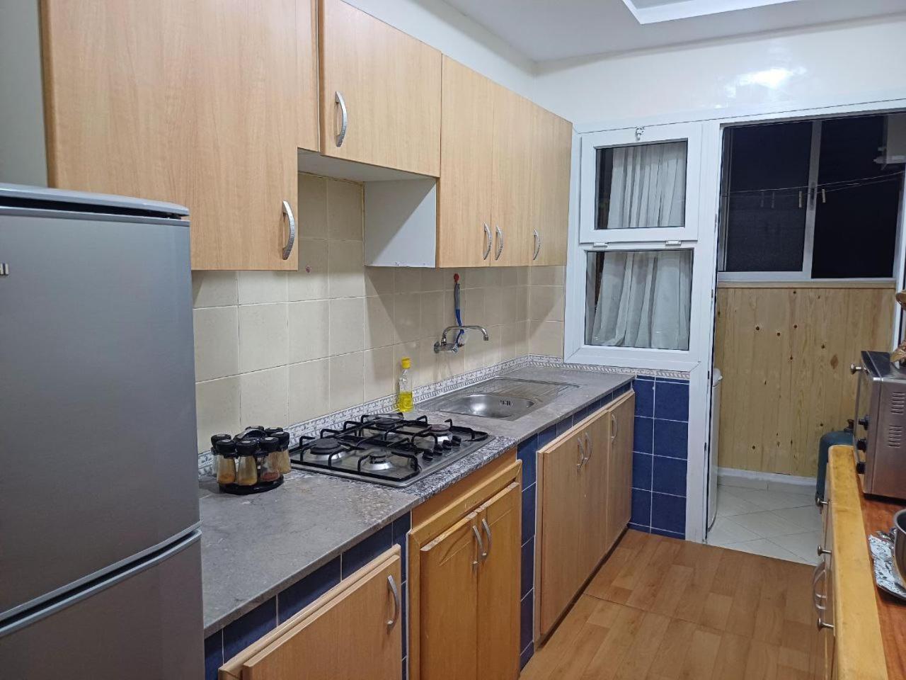 Apartment Seulement Pour Famille 10 Minutes De La Parking Gratuit *