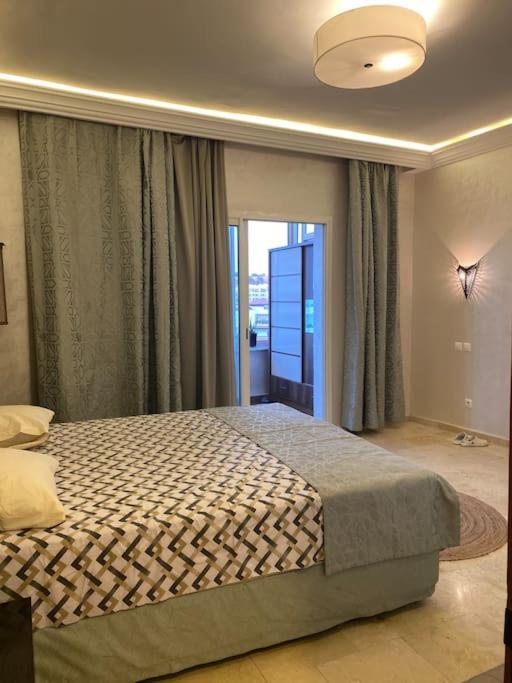 Marina Apartment *