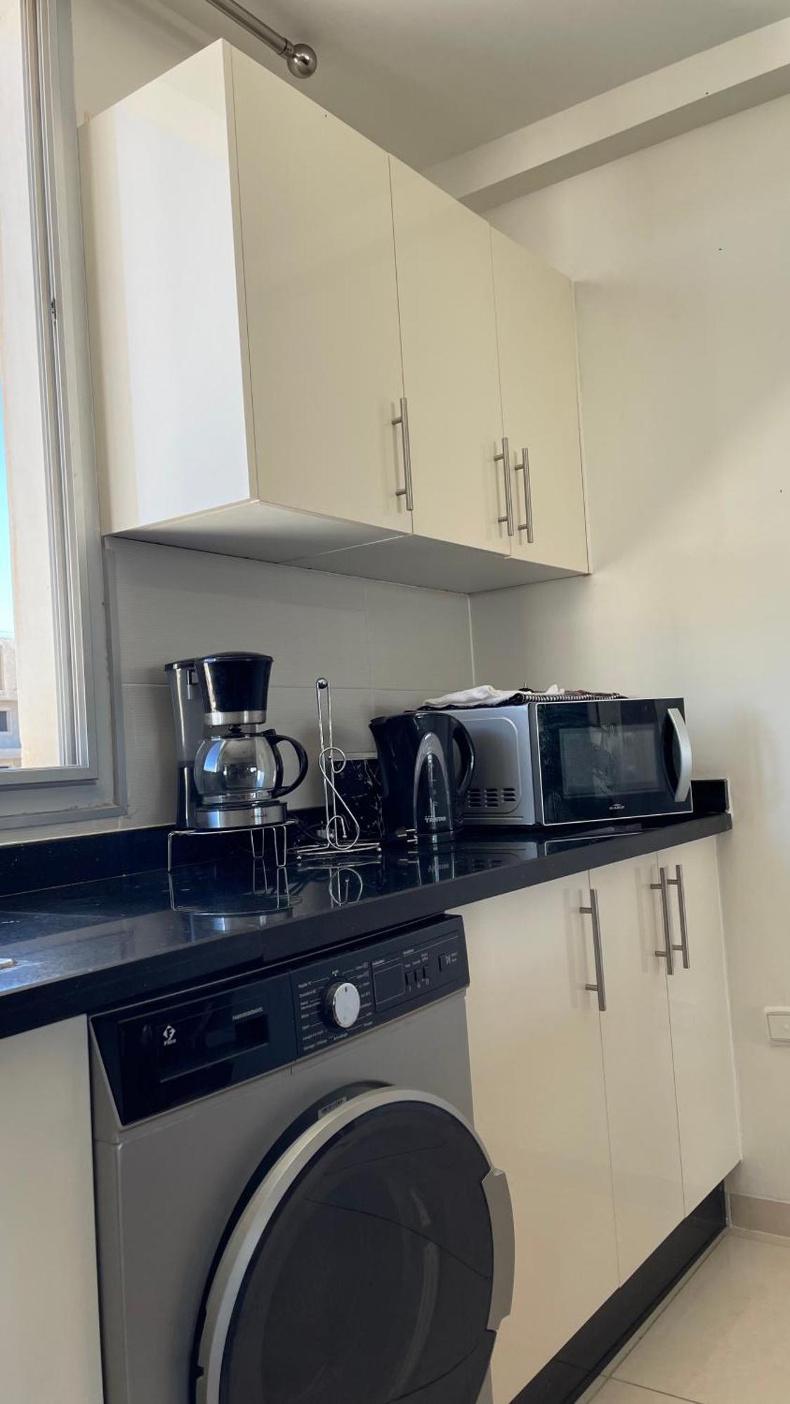 Apparemment Sunset Apartment *
