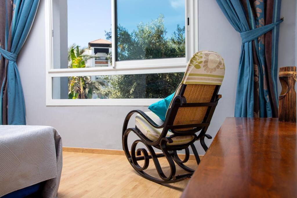 Spacious Beachview Marina - Families Only Apartment