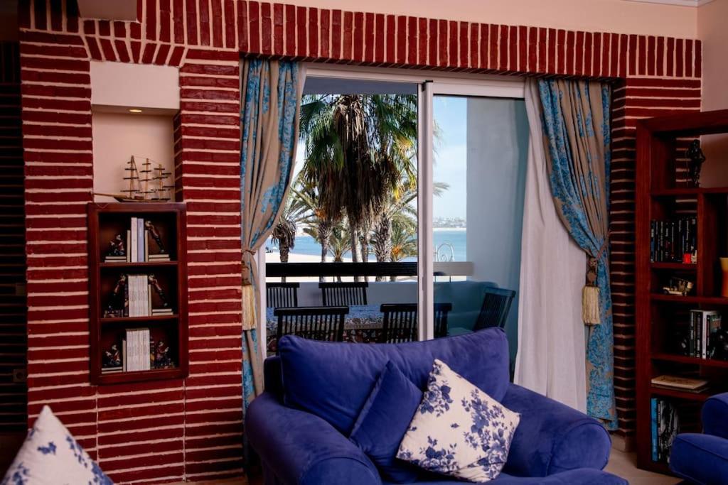 Spacious Beachview Marina - Families Only * Agadir