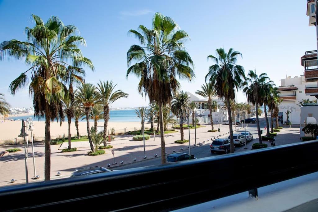 Spacious Beachview Marina - Families Only