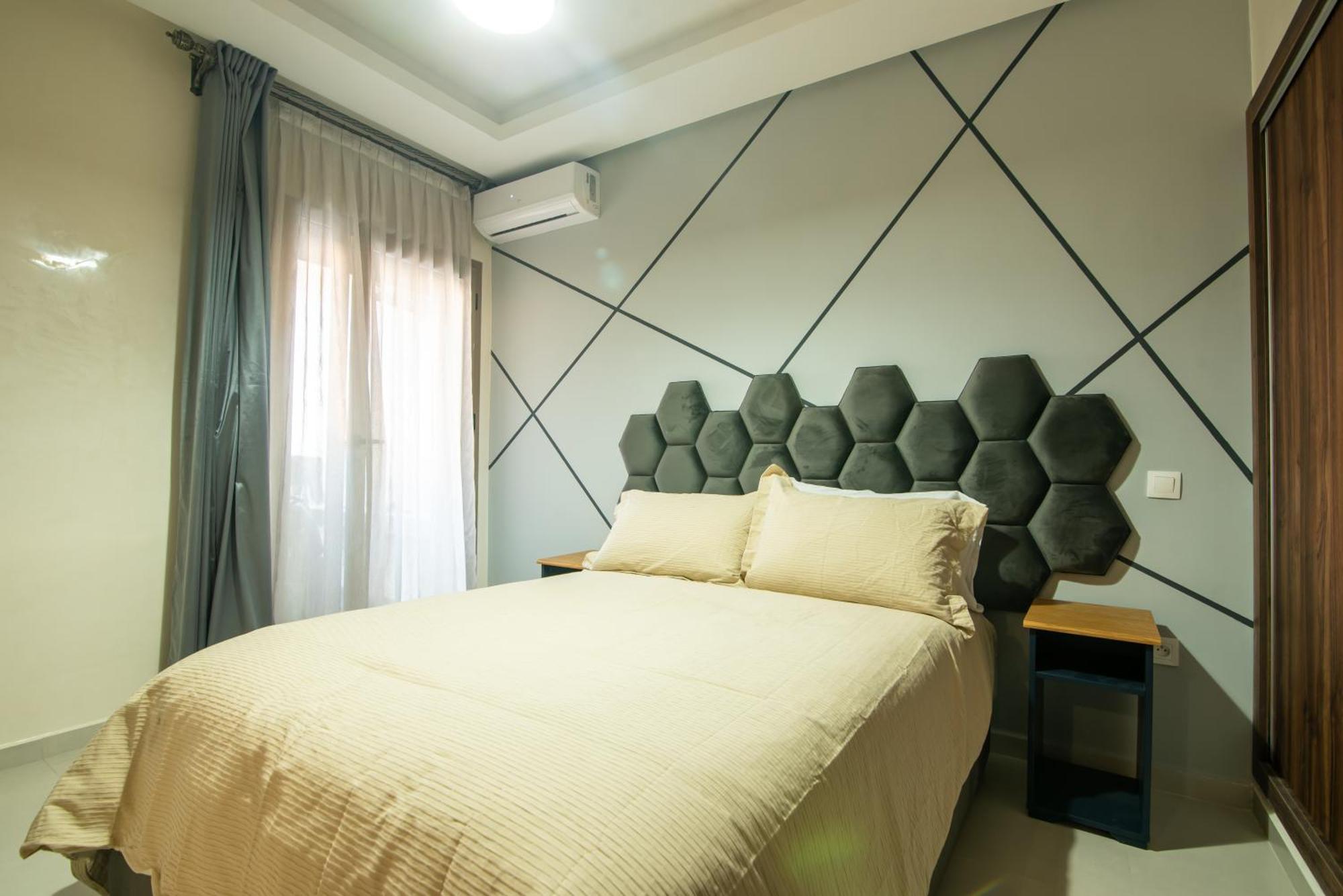 Apartment Surfing House *