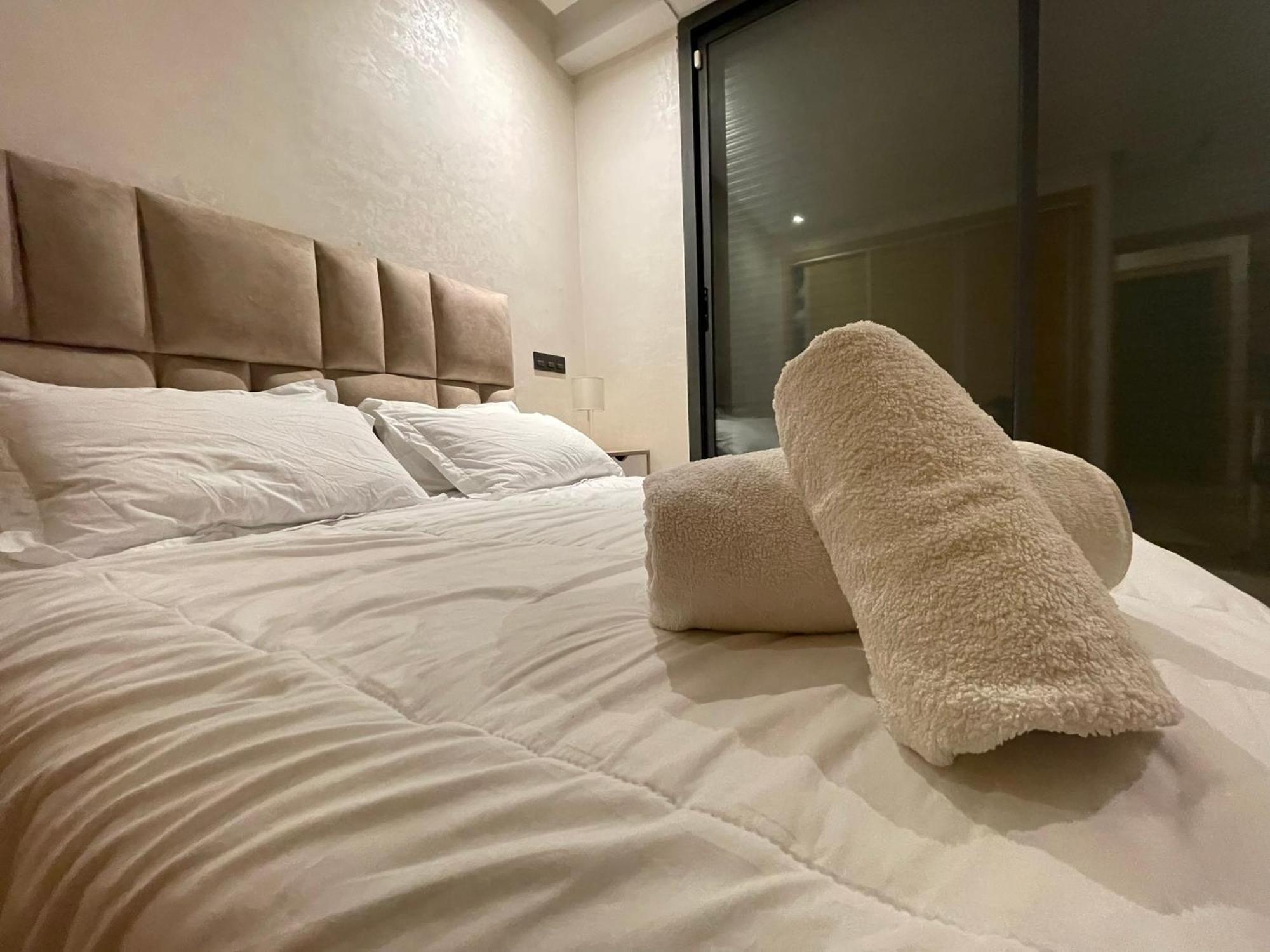 Appartement Superbe Avec Piscine à Bay *
