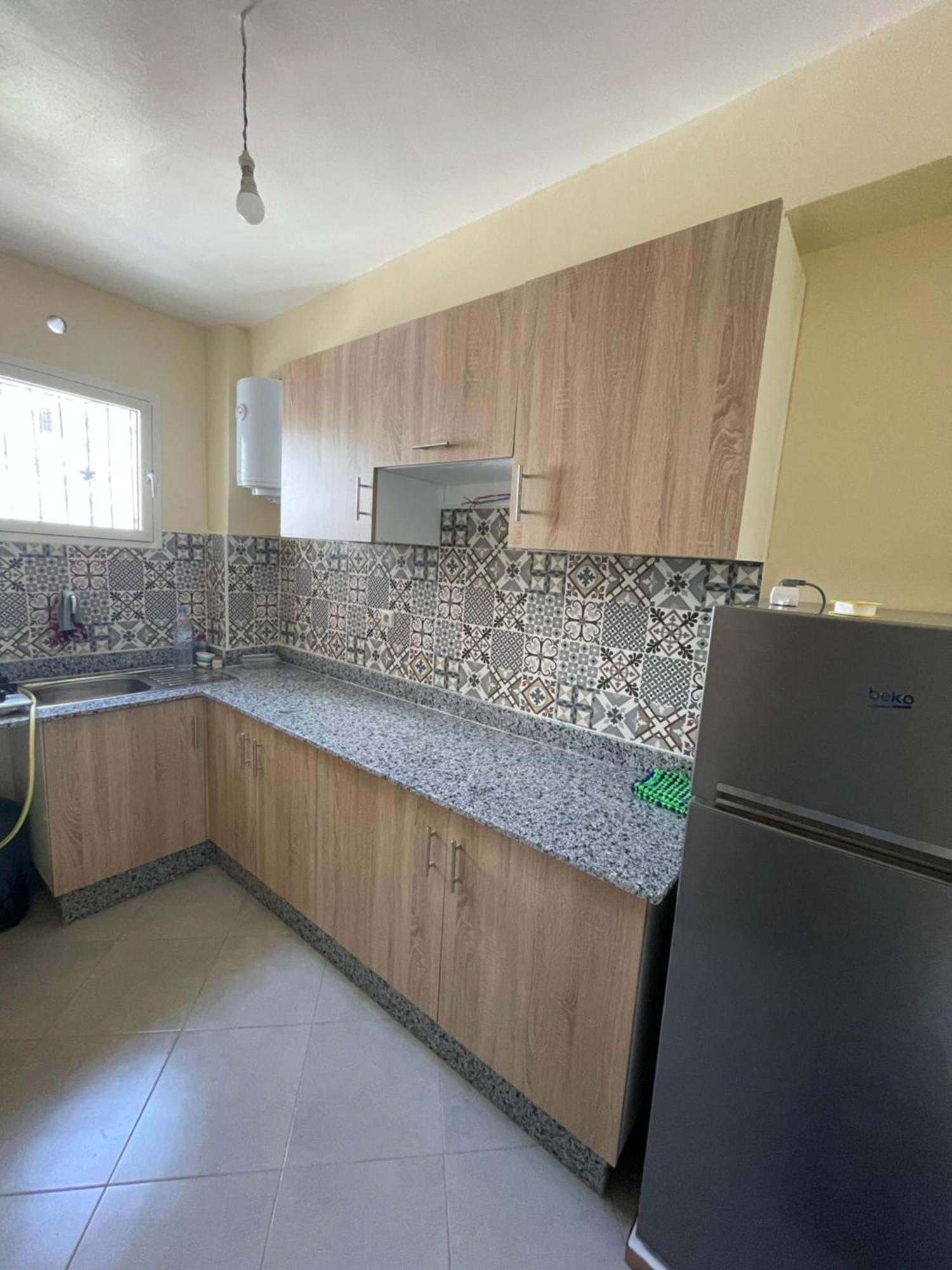 بالقرب من شاطئ انزا اكادير Apartment *
