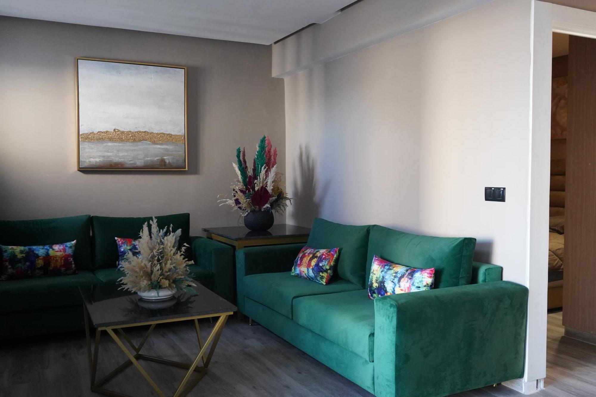 Super Avenue Hassan 2 Apartment