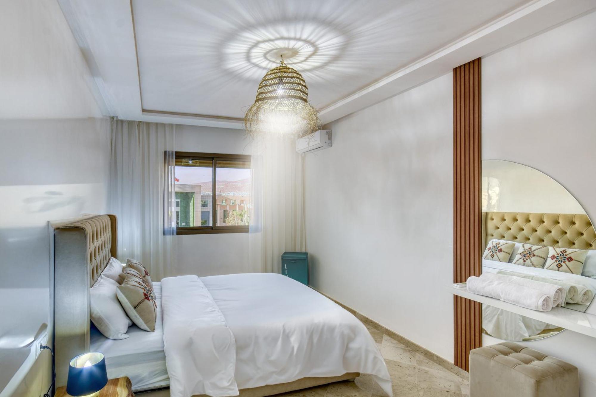 Elegance - De Luxe Au Centre D'agadir Apartment