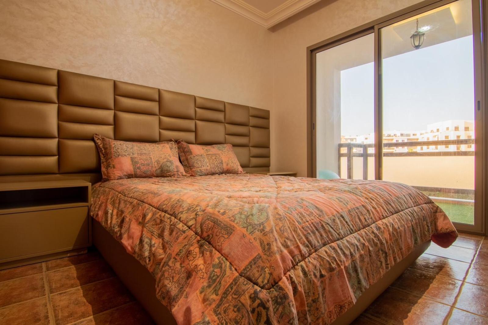 Prime Near With Pool, Amenities, Activities Deals Apartment *