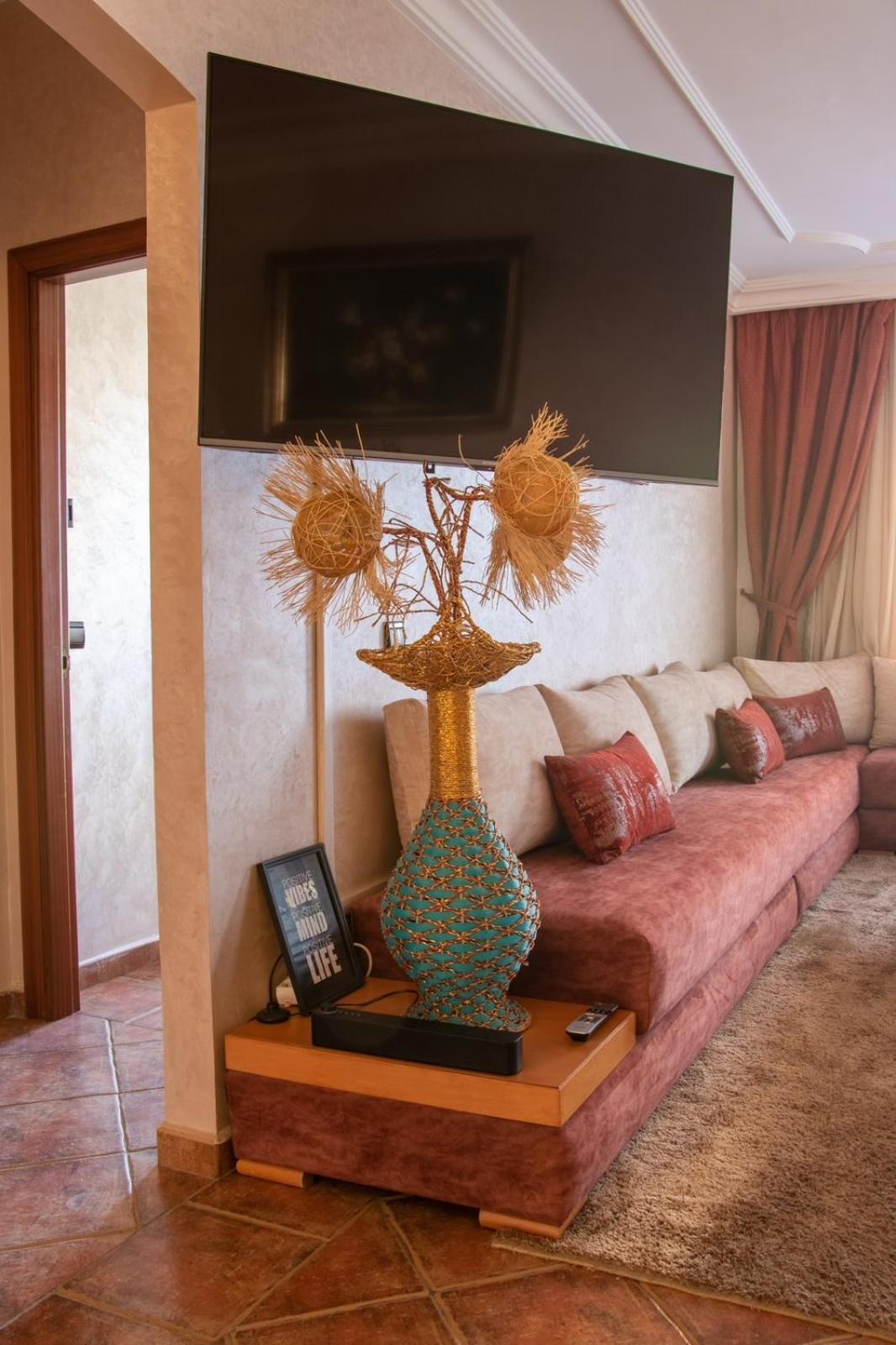 Apartment Prime Near With Pool, Amenities, Activities Deals