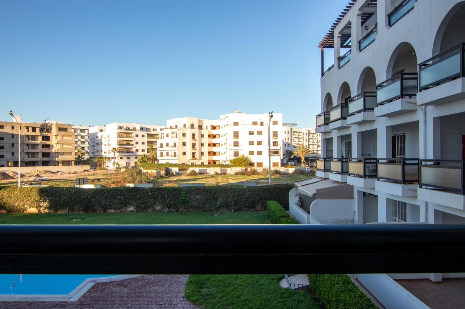 Apartment Prime Near With Pool, Amenities, Activities Deals *