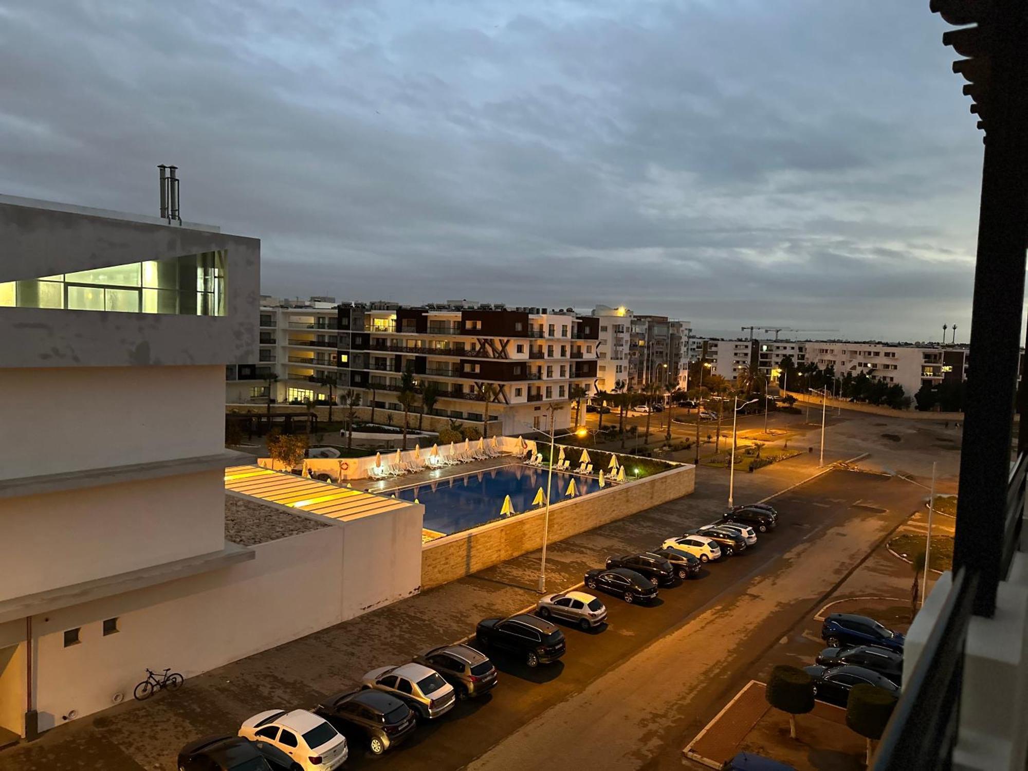 Prime Near With Pool, Amenities, Activities Deals *