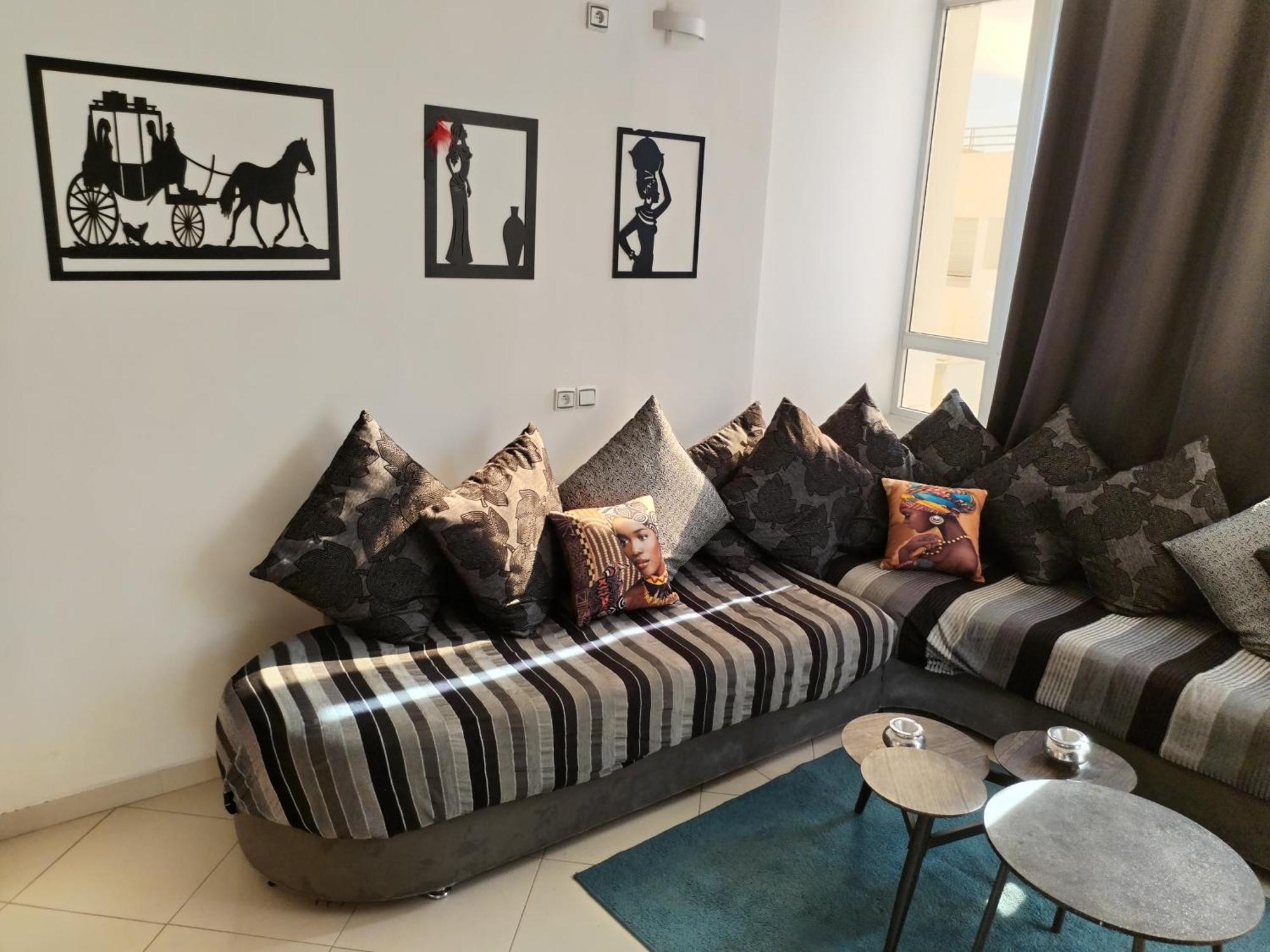 Large Sea View Studio Apartment