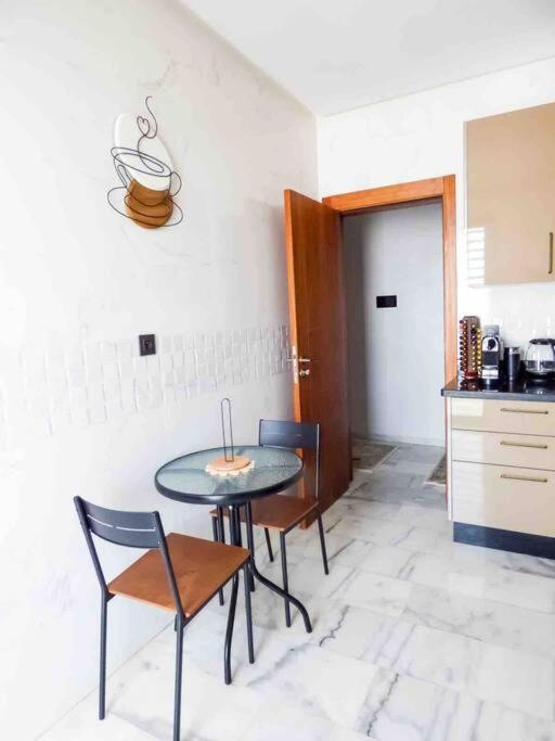 Apartment Luxurious Sea-view 2br *