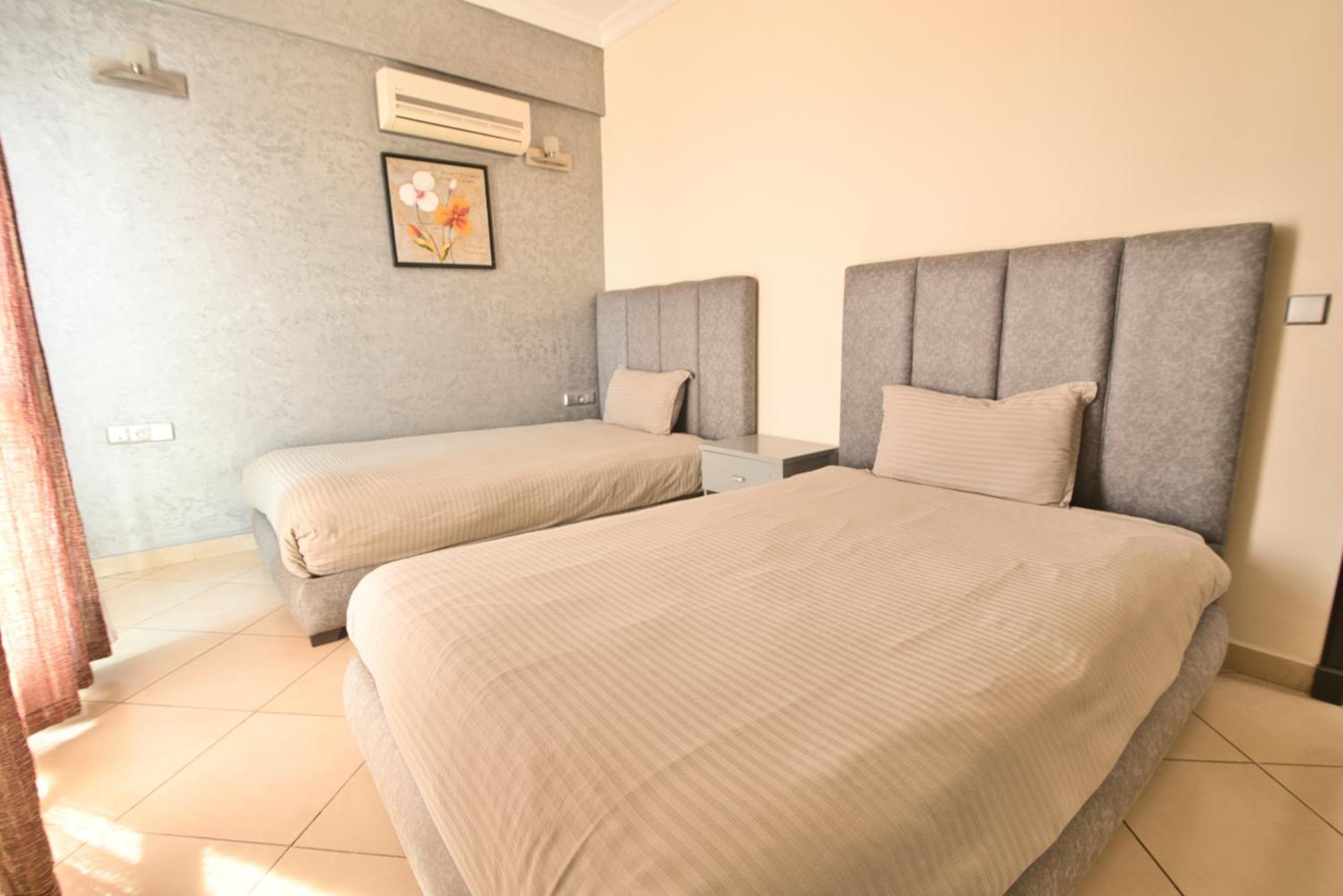 Aparthotel Founty 4*